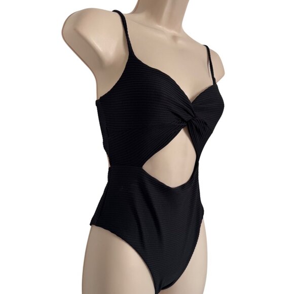 L * Space Kyslee One Piece Size Small Black Swimsuit Adjustable Straps NWT Textu - Picture 4 of 9